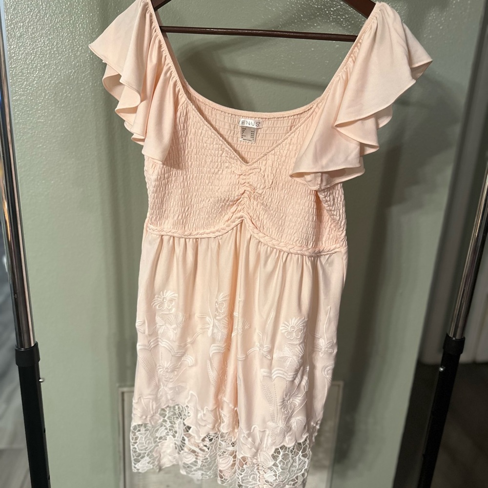 VENUS Blush Ruffle Blouse